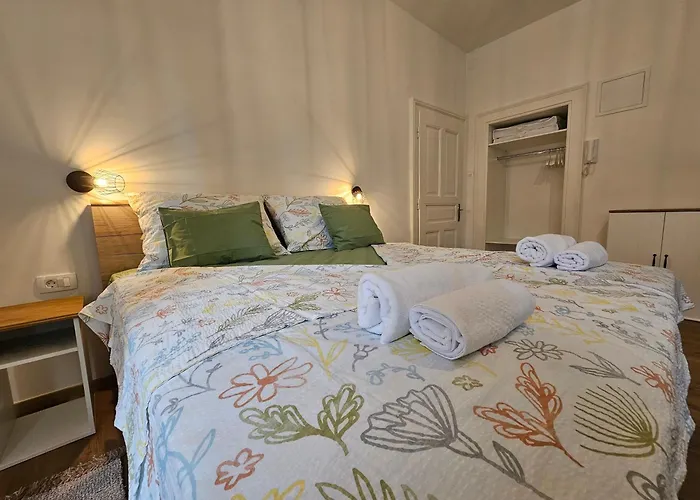 No8 Apartment
