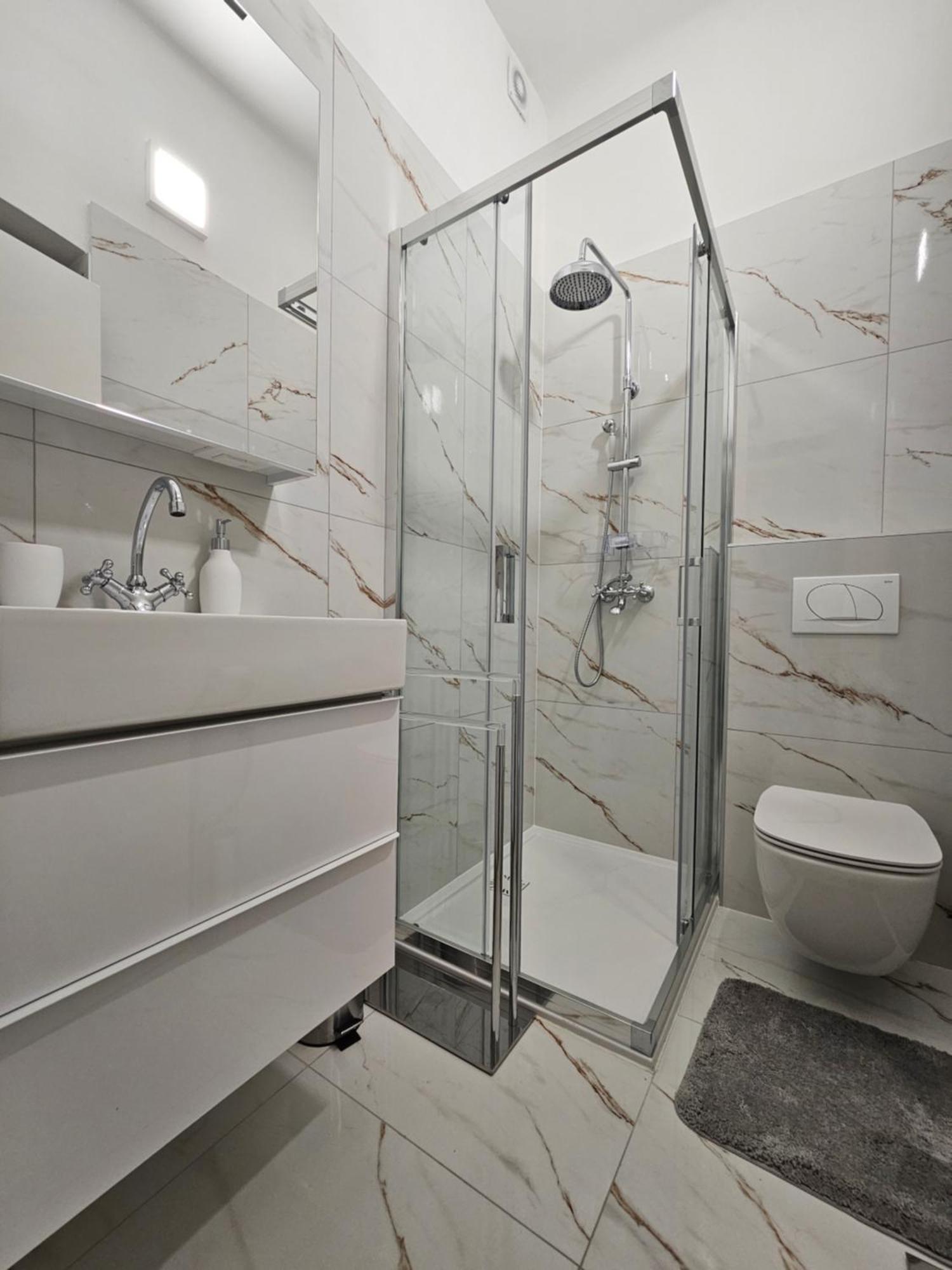 No8 Apartment *
