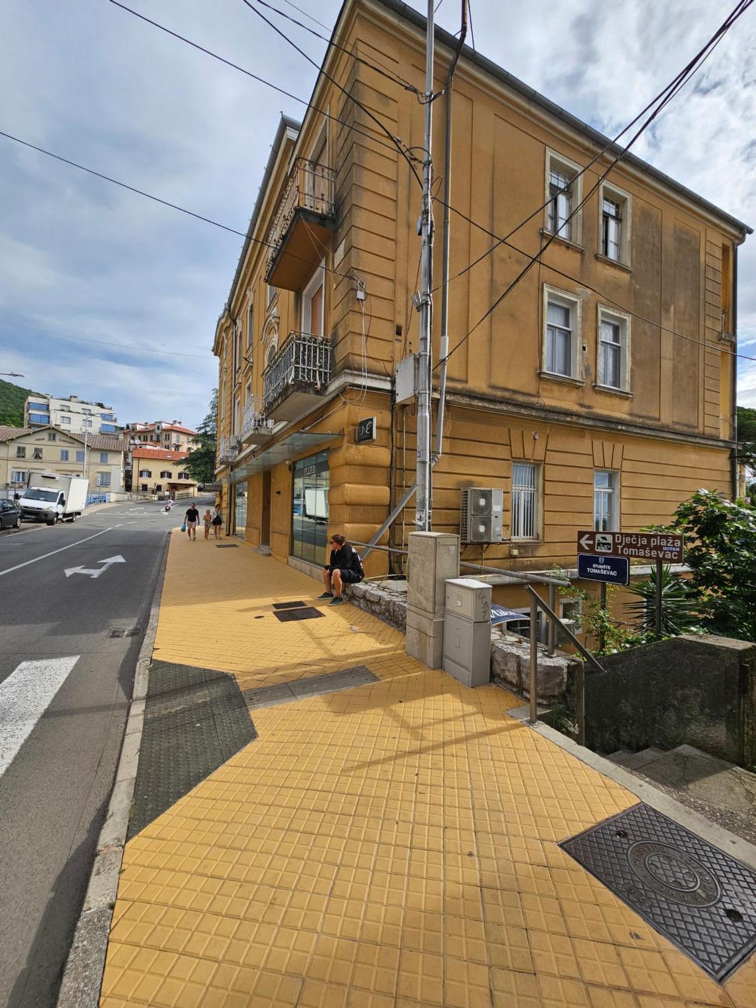 Apartment No8